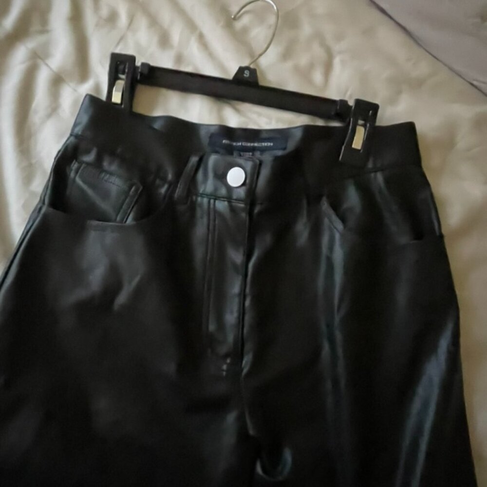 FAUX LEATHER BLACK PANTS